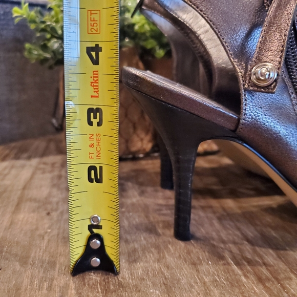 Guess | Metallic Booties Heel Open Toe Copper Gold - Picture 8 of 8